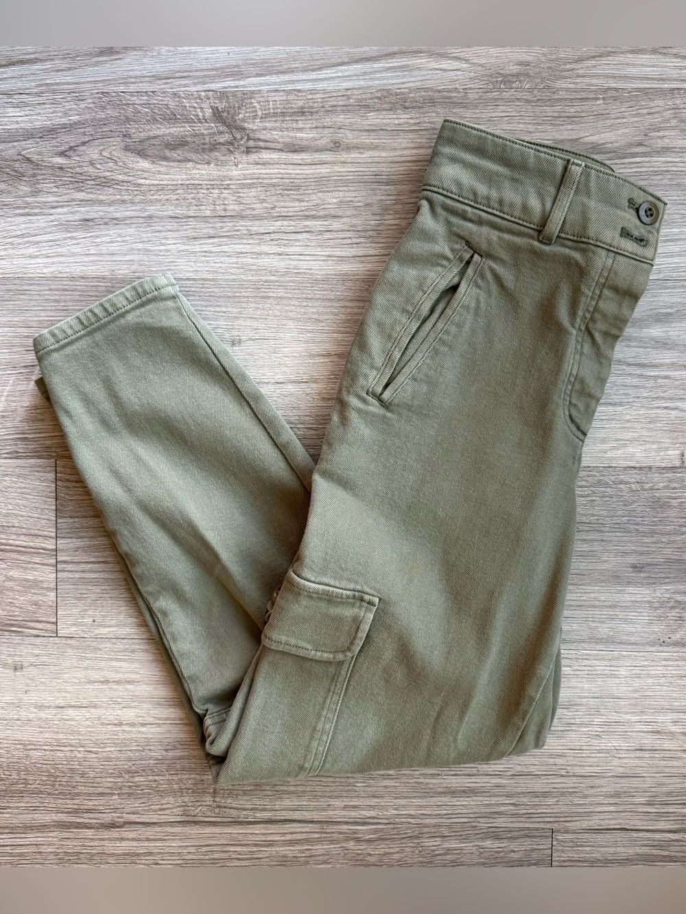 Aritzia Wilfred Free Women’s Cargo High Rise Pants Size 4